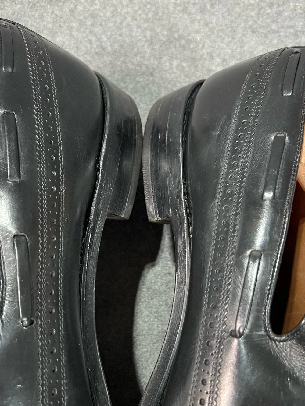 Allen Edmonds Manchester Mens Black Wingtip Tassel Loafer Size 11 D Dress Shoe
